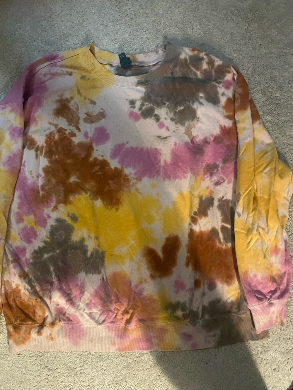 wild fable oversized Tie-Dye Crewneck in Yellow, Pink & Brown large